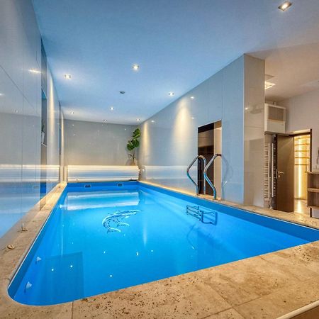 La Villa - Piscine / Karaoke / Jeux Fontaine  Zewnętrze zdjęcie