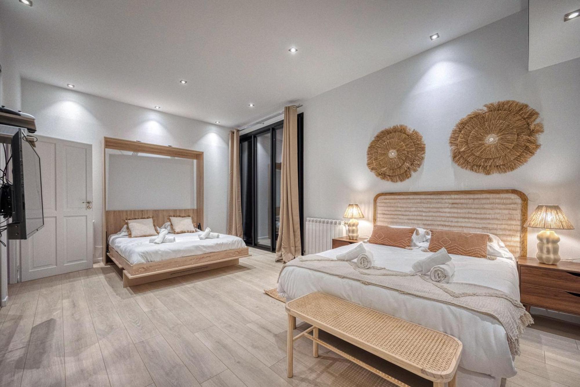 La Villa - Piscine / Karaoke / Jeux Fontaine  Zewnętrze zdjęcie