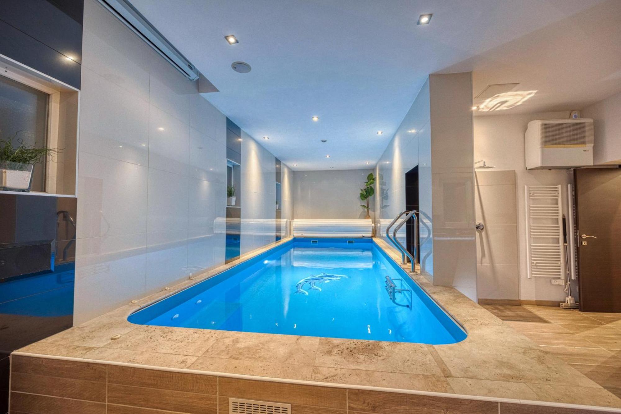 La Villa - Piscine / Karaoke / Jeux Fontaine  Zewnętrze zdjęcie