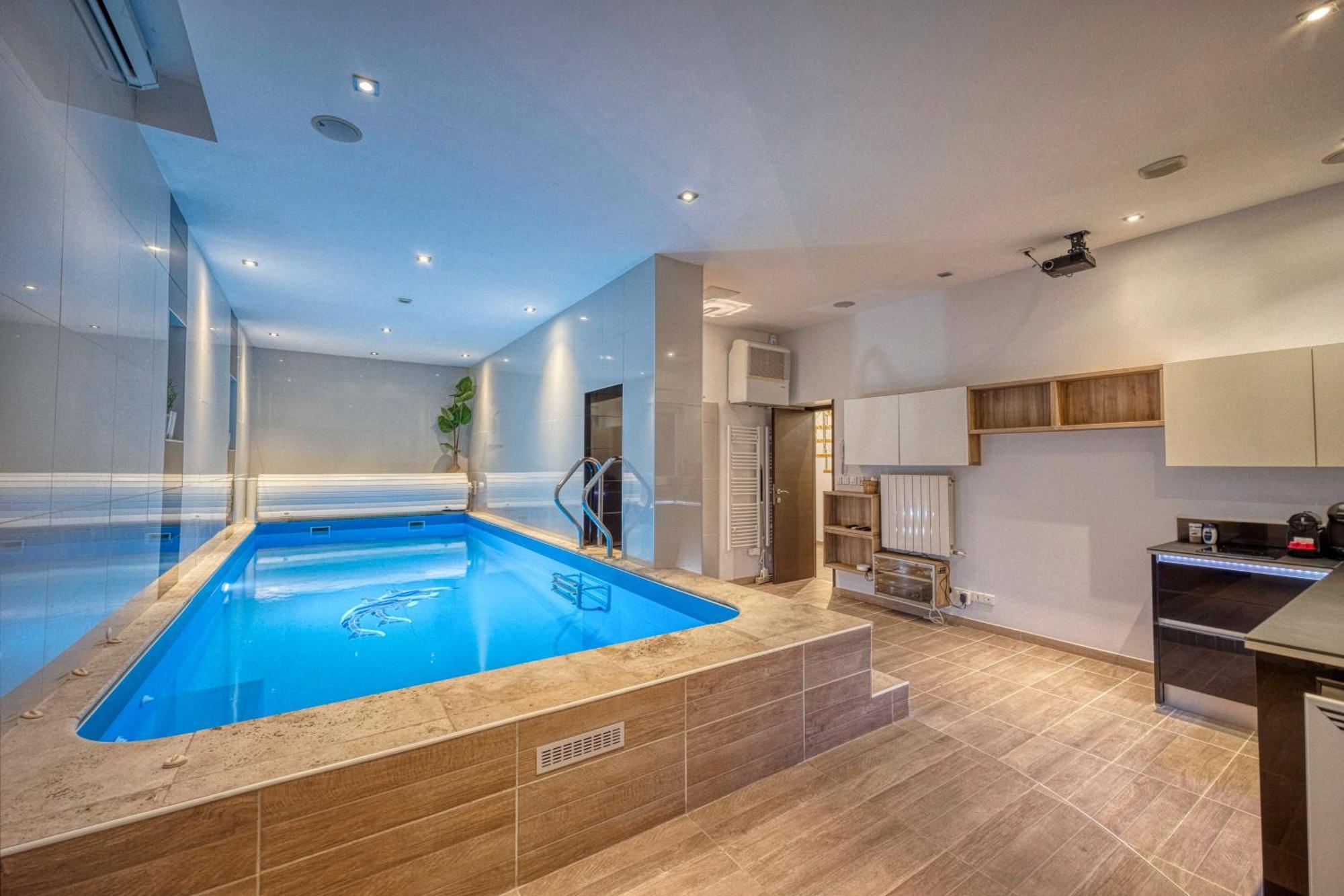 La Villa - Piscine / Karaoke / Jeux Fontaine  Zewnętrze zdjęcie